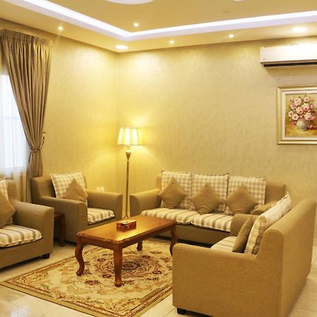 Ejaz Hotel Apartments ริยาดห์ ภายนอก รูปภาพ