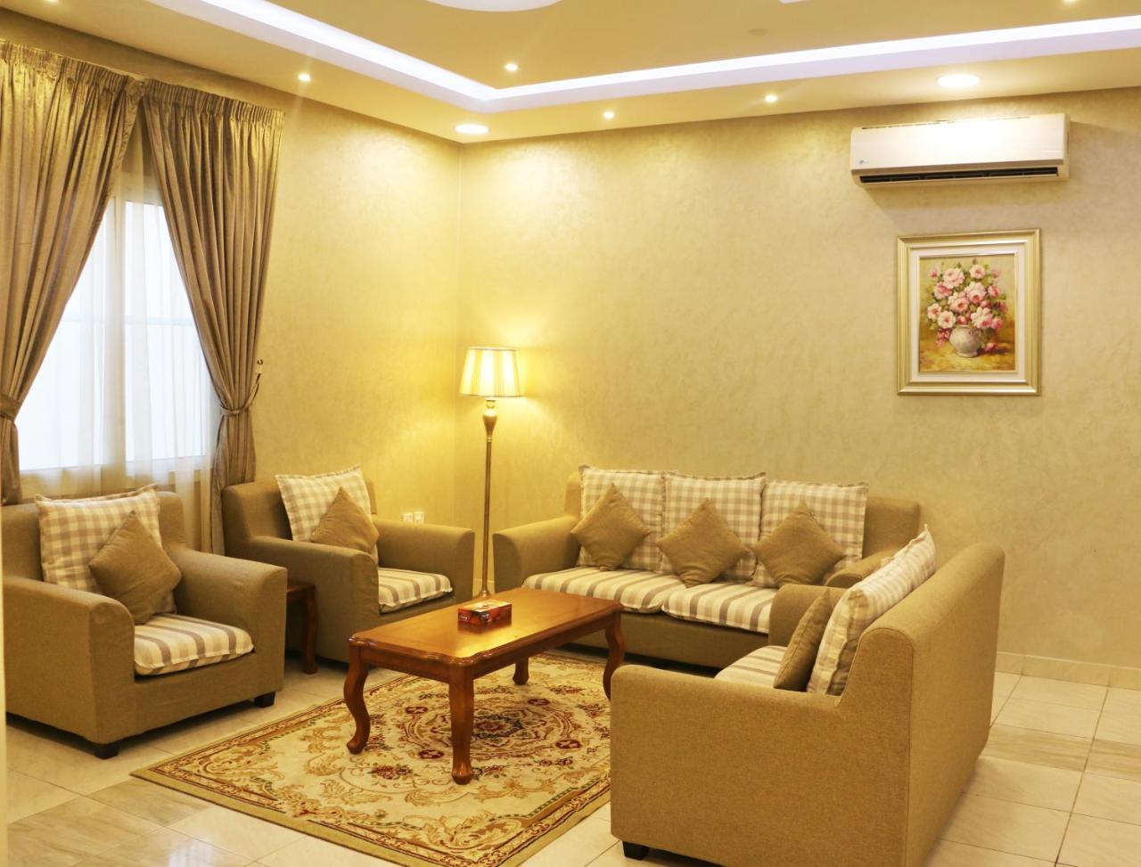 Ejaz Hotel Apartments ริยาดห์ ภายนอก รูปภาพ