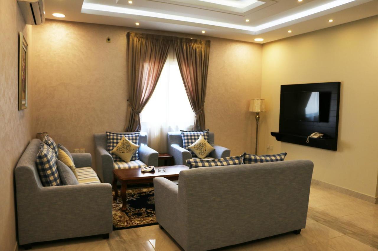 Ejaz Hotel Apartments ริยาดห์ ภายนอก รูปภาพ